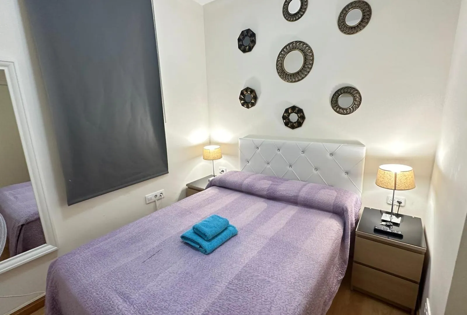 Bed & Breakfast Rooms Paris Barcelona Spanien